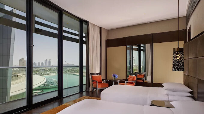 Grand Hyatt Abu Dhabi Hotel & Residences Emirates Pearl